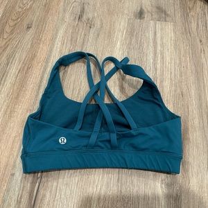 Lululemon sports bra size 4